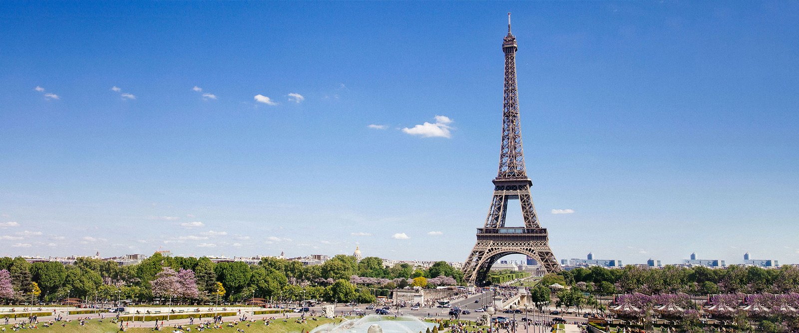 Eiffel Tower (Must-see sights in Paris)