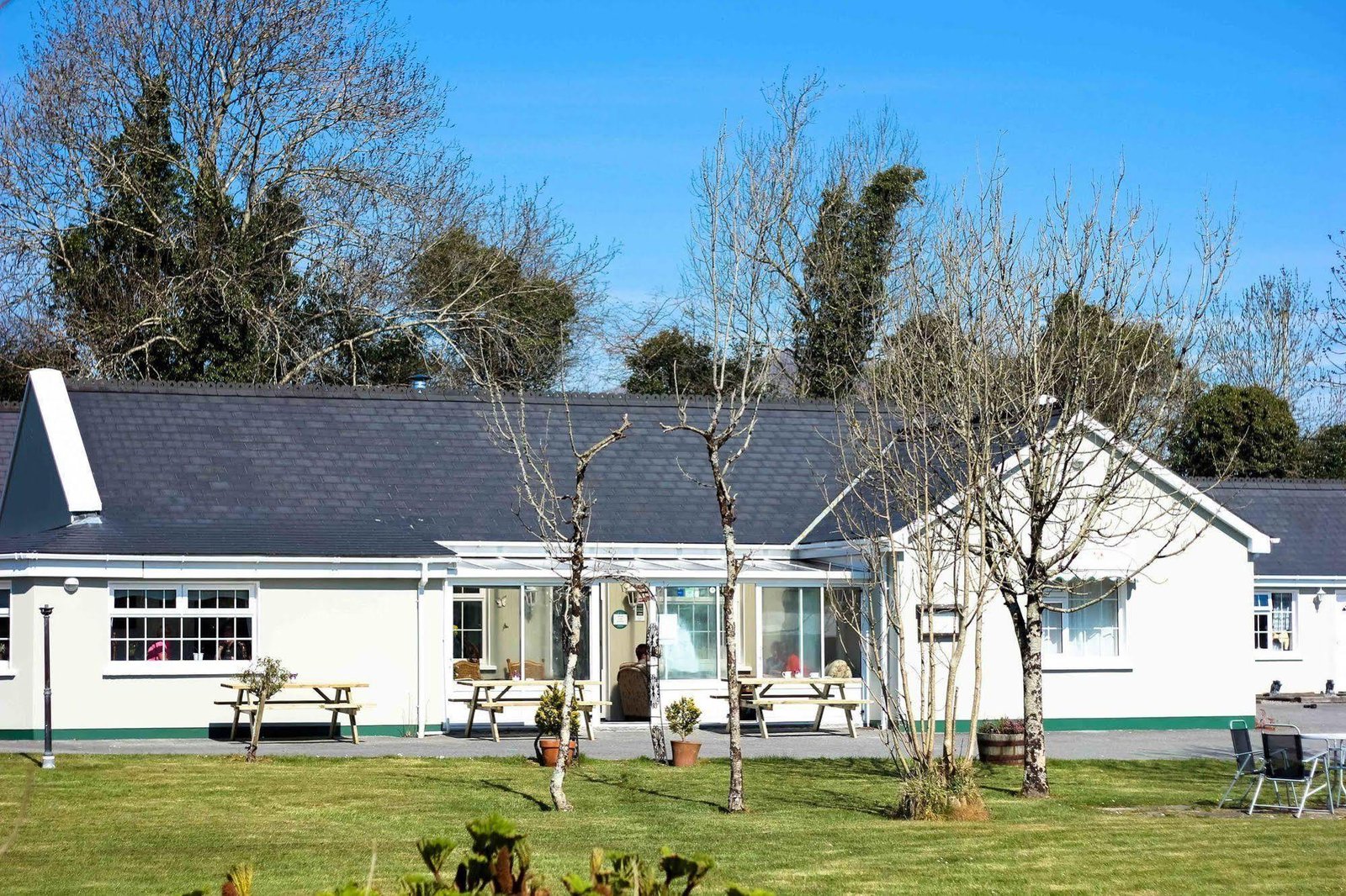 Rose Garden Bed and Breakfast -Travel guide for Toronto